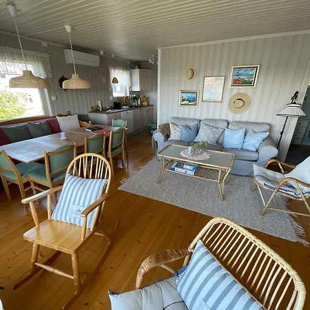 Fantastisk Sjohytte, 10 Sengeplasser, Og Egen Brygge Casa vacanze