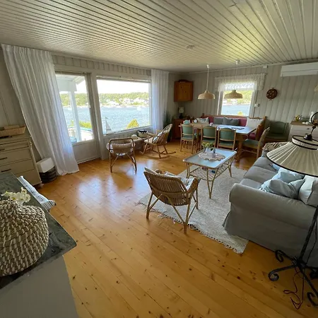 Fantastisk Sjohytte, 10 Sengeplasser, Strand Og Egen Brygge Feriehus Fredrikstad