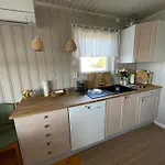Fantastisk Sjohytte, 10 Sengeplasser, Og Egen Brygge *