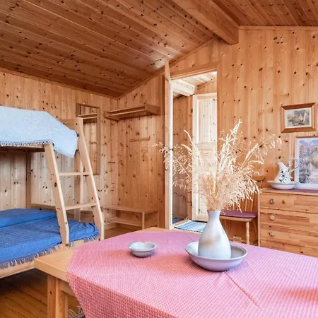 Сasa de vacaciones Fantastisk Sjohytte, 10 Sengeplasser, Og Egen Brygge